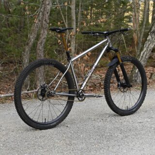 Marauder Ti SS //
-
It’s Friday.  Let’s go ride bikes!  Preferably singlespeeds…
-
#singlespeed
#titanium
#hardtail