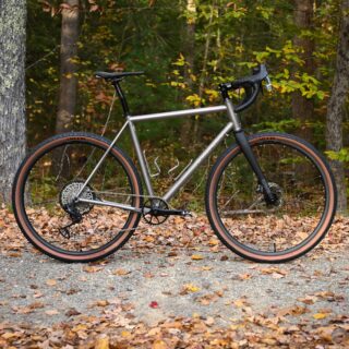 Huntsman //
-
I don’t like front derailleurs.  There I said it.  1x or Die..
-
#titanium 
#friday